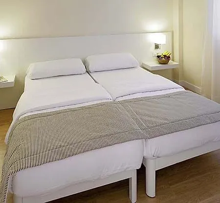 Hotel Rosella Affiliated By Intelier